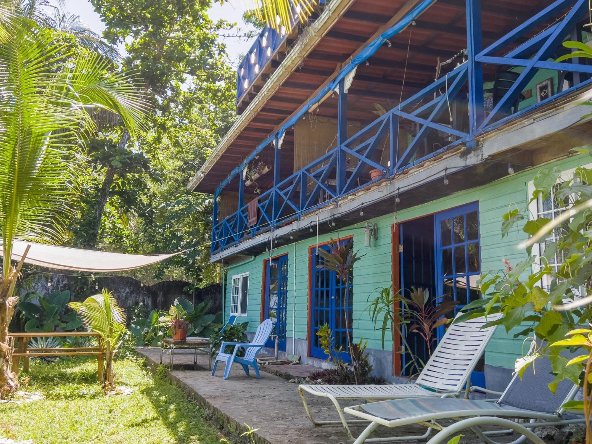 Mosana Reef Garden B&B Bocas del Toro Exterior photo